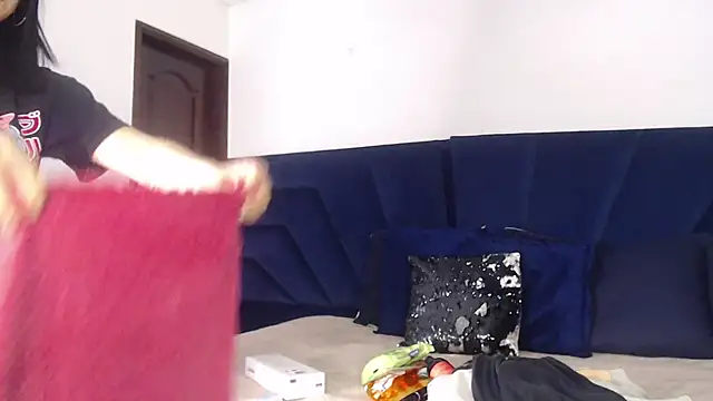 Snapshot of Brigith24 chatting on December 15, 2025, 4:18 am Brigith24 online show from December 15, 2025, 4:18 am