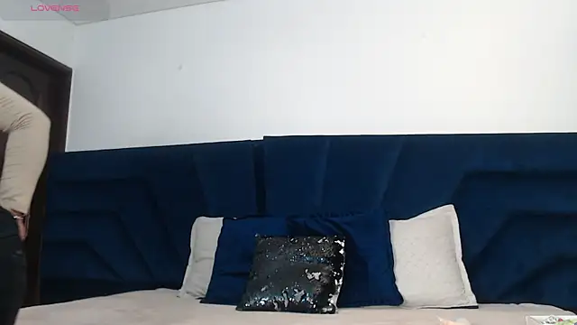 Snapshot of Brigith24 chatting on November 13, 2025, 2:37 am Brigith24 online show from November 13, 2025, 2:37 am