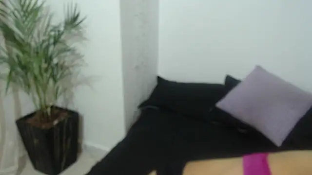 Snapshot of power_love_lemon chatting on December 16, 2025, 12:20 pm power love lemon online show from December 16, 2025, 12:20 pm