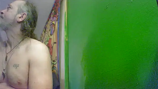 HippieDad333 online show from November 25, 2025, 8:36 am