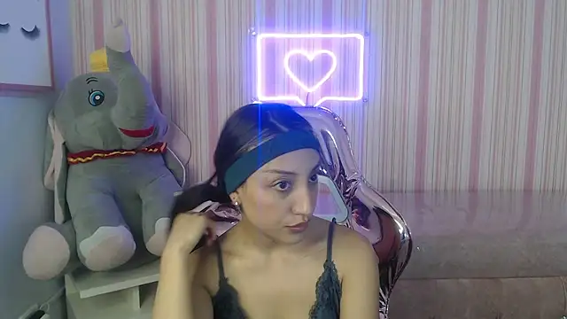 Snapshot of Branndy_ch chatting on September 24, 2025, 5:19 pm Branndy ch online show from September 24, 2025, 5:19 pm