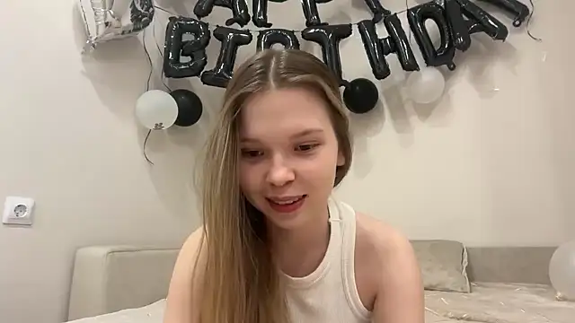Snapshot of CandysRose chatting on March 31, 2026, 9:17 pm CandysRose online show from March 31, 2026, 9:17 pm
