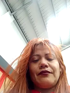 Snapshot of Tiffany-Parker_ chatting on October 10, 2025, 1:01 pm Tiffany-Parker  online show from October 10, 2025, 1:01 pm