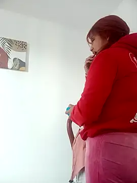 Snapshot of Tiffany-Parker_ chatting on September 24, 2025, 4:13 pm Tiffany-Parker  online show from September 24, 2025, 4:13 pm