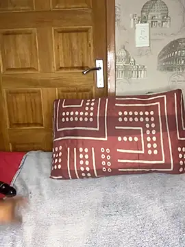 Snapshot of Bellabootie chatting on April 13, 2026, 6:12 pm Bellabootie online show from April 13, 2026, 6:12 pm