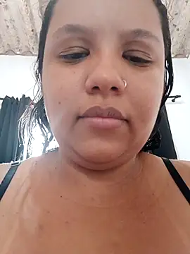 Snapshot of EggedGrowth chatting on October 25, 2025, 4:18 pm EggedGrowth online show from October 25, 2025, 4:18 pm