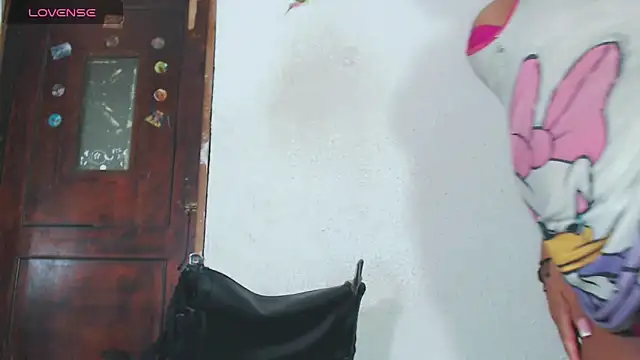 Snapshot of x_miila_x chatting on November 25, 2025, 3:07 am x miila x online show from November 25, 2025, 3:07 am