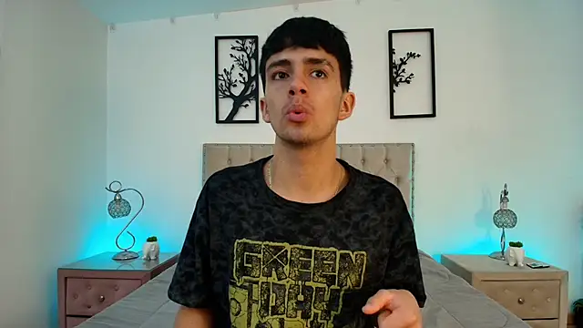 Axel Draven online show from October 2, 2025, 11:24 am