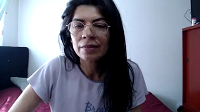 Snapshot of abrilsex23 chatting on March 29, 2026, 3:46 pm abrilsex23 online show from March 29, 2026, 3:46 pm