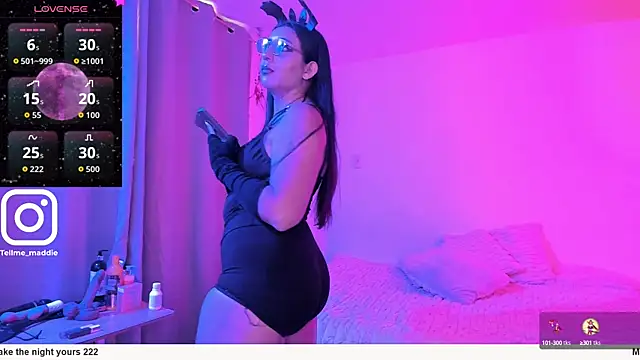 Snapshot of tellmemaddie chatting on October 16, 2025, 3:20 pm tellmemaddie online show from October 16, 2025, 3:20 pm