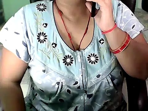 Snapshot of BABITA_KUMARII chatting on December 5, 2025, 4:27 pm BABITA KUMARII online show from December 5, 2025, 4:27 pm