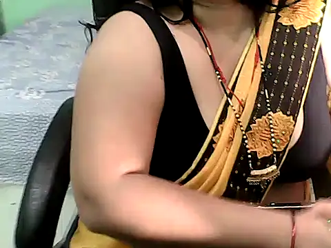 Snapshot of BABITA_KUMARII chatting on April 13, 2026, 4:55 pm BABITA KUMARII online show from April 13, 2026, 4:55 pm