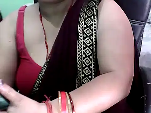 BABITA KUMARII online show from May 30, 2026, 5:07 pm