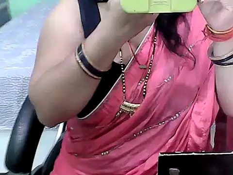 Snapshot of BABITA_KUMARII chatting on April 8, 2026, 5:03 pm BABITA KUMARII online show from April 8, 2026, 5:03 pm