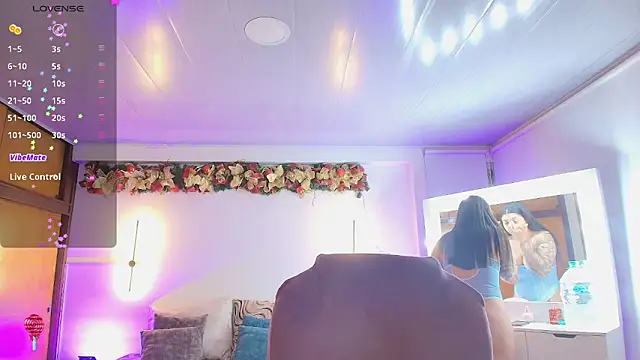 Snapshot of kloe28 chatting on January 9, 2026, 3:35 am kloe28 online show from January 9, 2026, 3:35 am