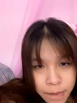 Snapshot of Hanaa07_ chatting on November 1, 2025, 12:39 am Hanaa07  online show from November 1, 2025, 12:39 am