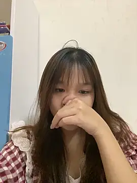 Snapshot of Hanaa07_ chatting on October 15, 2025, 12:31 am Hanaa07  online show from October 15, 2025, 12:31 am