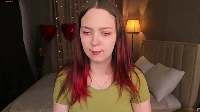 Snapshot of Monica__Queen chatting on February 28, 2026, 5:29 am Monica Queen online show from February 28, 2026, 5:29 am