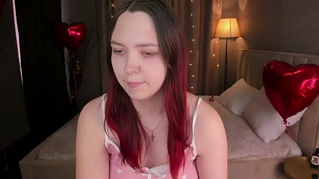 Snapshot of Monica__Queen chatting on February 14, 2026, 4:56 am Monica Queen online show from February 14, 2026, 4:56 am