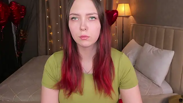 Snapshot of Monica__Queen chatting on February 24, 2026, 5:30 am Monica Queen online show from February 24, 2026, 5:30 am