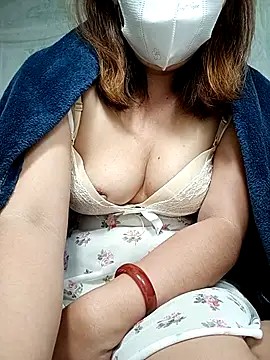 Snapshot of JinjinLy chatting on November 16, 2025, 3:06 pm JinjinLy online show from November 16, 2025, 3:06 pm