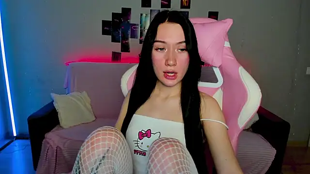 Arina Meow19 online show from December 3, 2025, 5:19 am