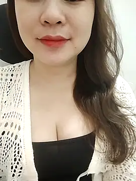 Snapshot of Girl_Shy2000 chatting on April 1, 2026, 12:35 am Girl Shy2000 online show from April 1, 2026, 12:35 am