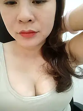 Snapshot of Girl_Shy2000 chatting on March 6, 2026, 4:18 am Girl Shy2000 online show from March 6, 2026, 4:18 am