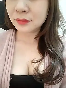 Snapshot of Girl_Shy2000 chatting on March 10, 2026, 4:05 am Girl Shy2000 online show from March 10, 2026, 4:05 am