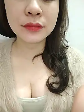 Girl Shy2000 online show from February 4, 2026, 11:16 am