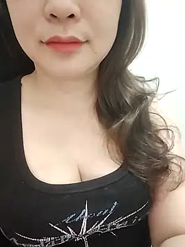 Snapshot of Girl_Shy2000 chatting on April 10, 2026, 10:11 am Girl Shy2000 online show from April 10, 2026, 10:11 am