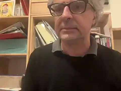 Snapshot of chtentation chatting on November 25, 2025, 4:18 pm chtentation online show from November 25, 2025, 4:18 pm