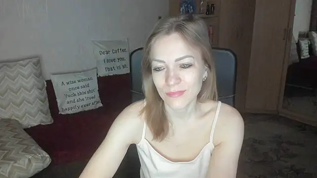 Tiffany Bates online show from February 8, 2026, 4:10 am