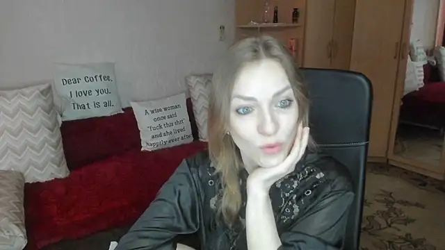 Snapshot of Tiffany_Bates chatting on April 24, 2026, 9:22 am Tiffany Bates online show from April 24, 2026, 9:22 am