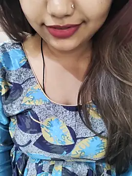 Miss Rose   online show from May 14, 2026, 7:38 am