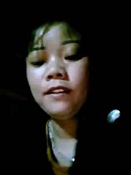 Snapshot of Samyy_xx chatting on November 28, 2025, 10:43 pm Samyy xx online show from November 28, 2025, 10:43 pm