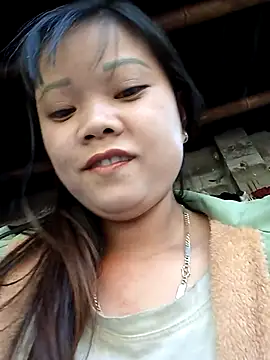 Snapshot of Samyy_xx chatting on November 23, 2025, 12:42 am Samyy xx online show from November 23, 2025, 12:42 am