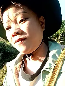 Snapshot of Samyy_xx chatting on November 28, 2025, 12:11 am Samyy xx online show from November 28, 2025, 12:11 am