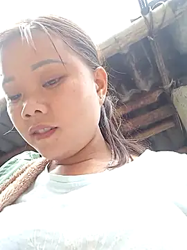 Snapshot of Samyy_xx chatting on December 15, 2025, 3:45 am Samyy xx online show from December 15, 2025, 3:45 am