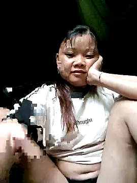 Snapshot of Samyy_xx chatting on October 22, 2025, 11:58 pm Samyy xx online show from October 22, 2025, 11:58 pm