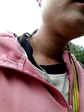 Snapshot of Samyy_xx chatting on December 2, 2025, 12:22 am Samyy xx online show from December 2, 2025, 12:22 am