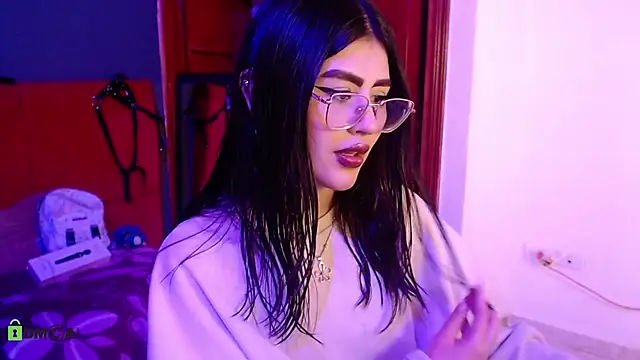 isa bunny18 online show from February 19, 2026, 8:55 am