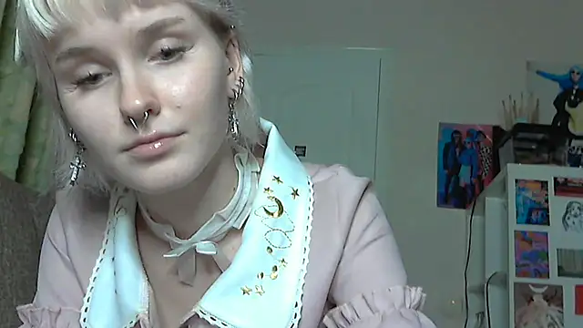 Paradoxy  online show from December 4, 2025, 9:14 pm