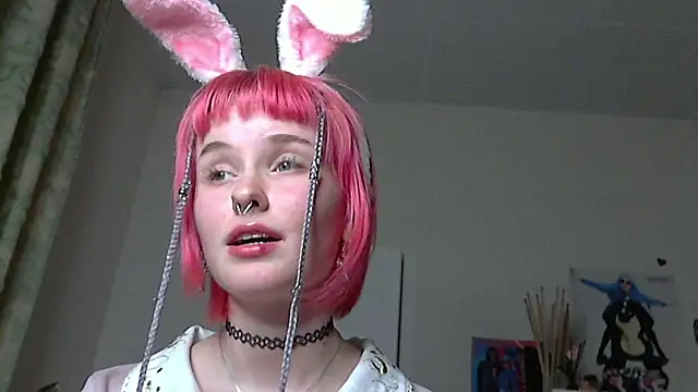 Paradoxy  online show from February 6, 2026, 9:00 pm