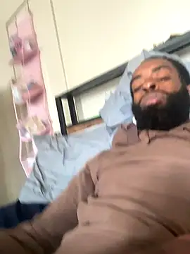 Snapshot of vaultclub chatting on October 20, 2025, 1:22 pm vaultclub online show from October 20, 2025, 1:22 pm