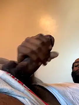 Snapshot of vaultclub chatting on October 6, 2025, 1:23 pm vaultclub online show from October 6, 2025, 1:23 pm