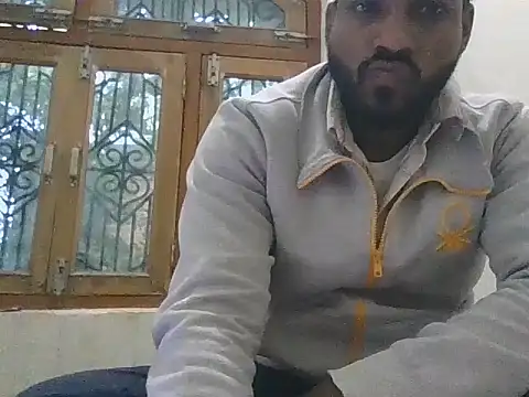 Raw12499 online show from December 17, 2025, 9:47 am