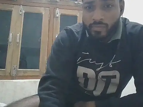 Raw12499 online show from December 2, 2025, 4:52 pm