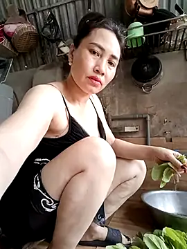 Lazzikaka online show from October 8, 2025, 4:14 am