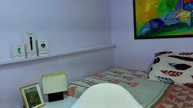 Snapshot of katiaa_lovv chatting on February 20, 2026, 12:07 pm katiaa lovv online show from February 20, 2026, 12:07 pm